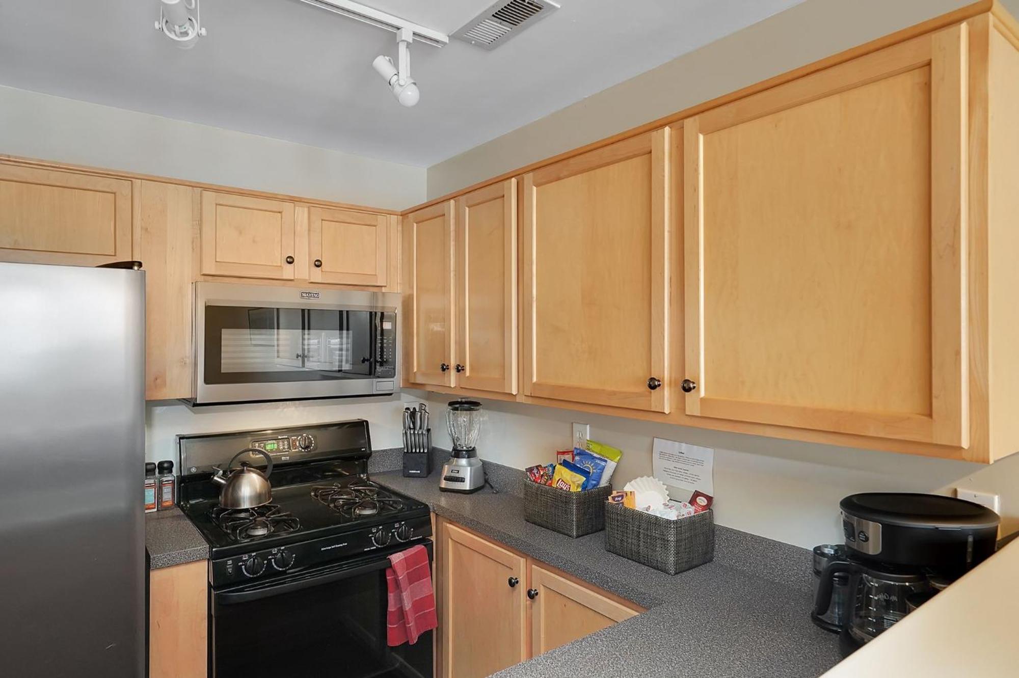 Lux Townhouse, Walk To All, Sleeps 6 Adults 루이빌 외부 사진