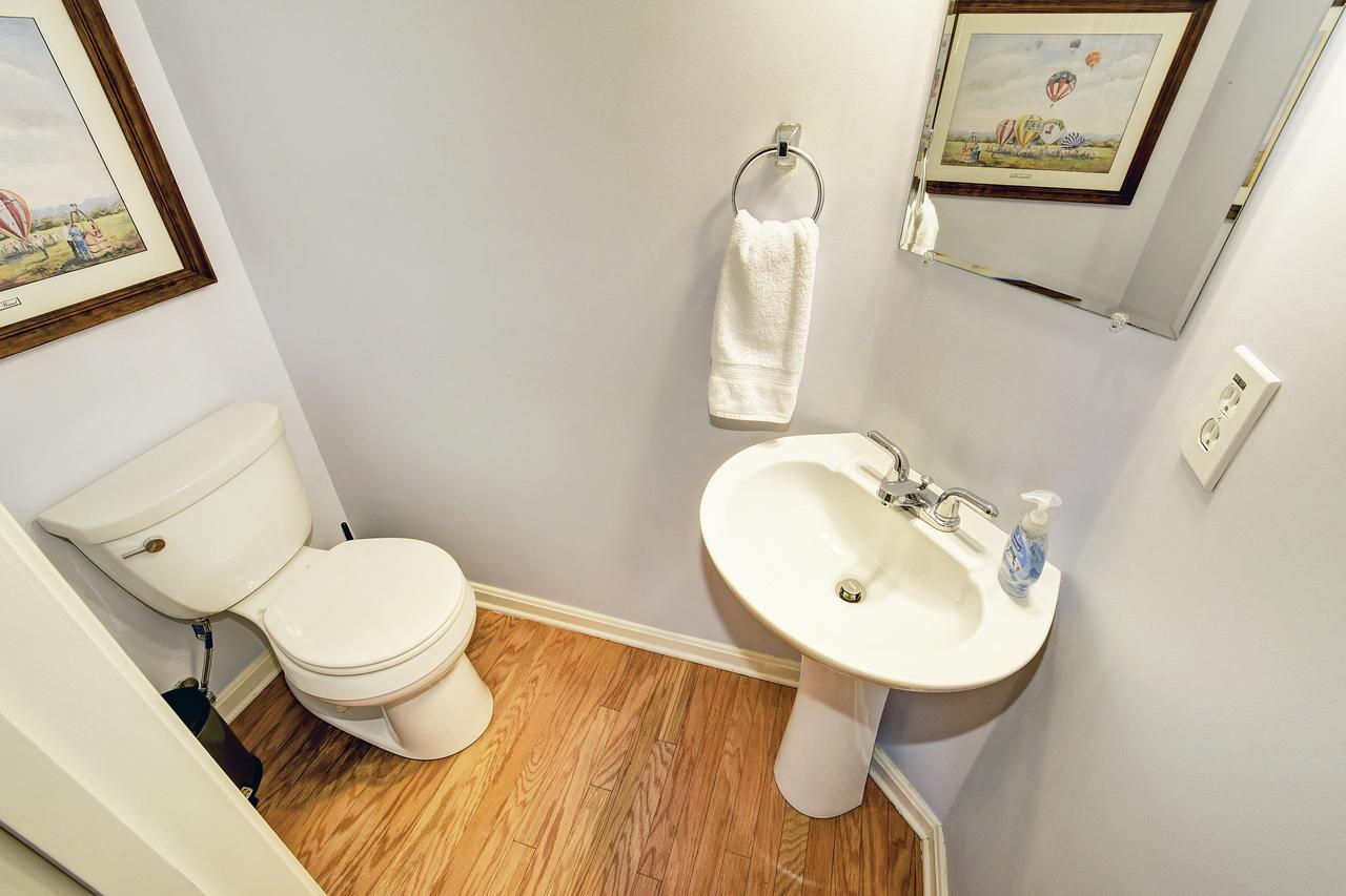 Lux Townhouse, Walk To All, Sleeps 6 Adults 루이빌 외부 사진